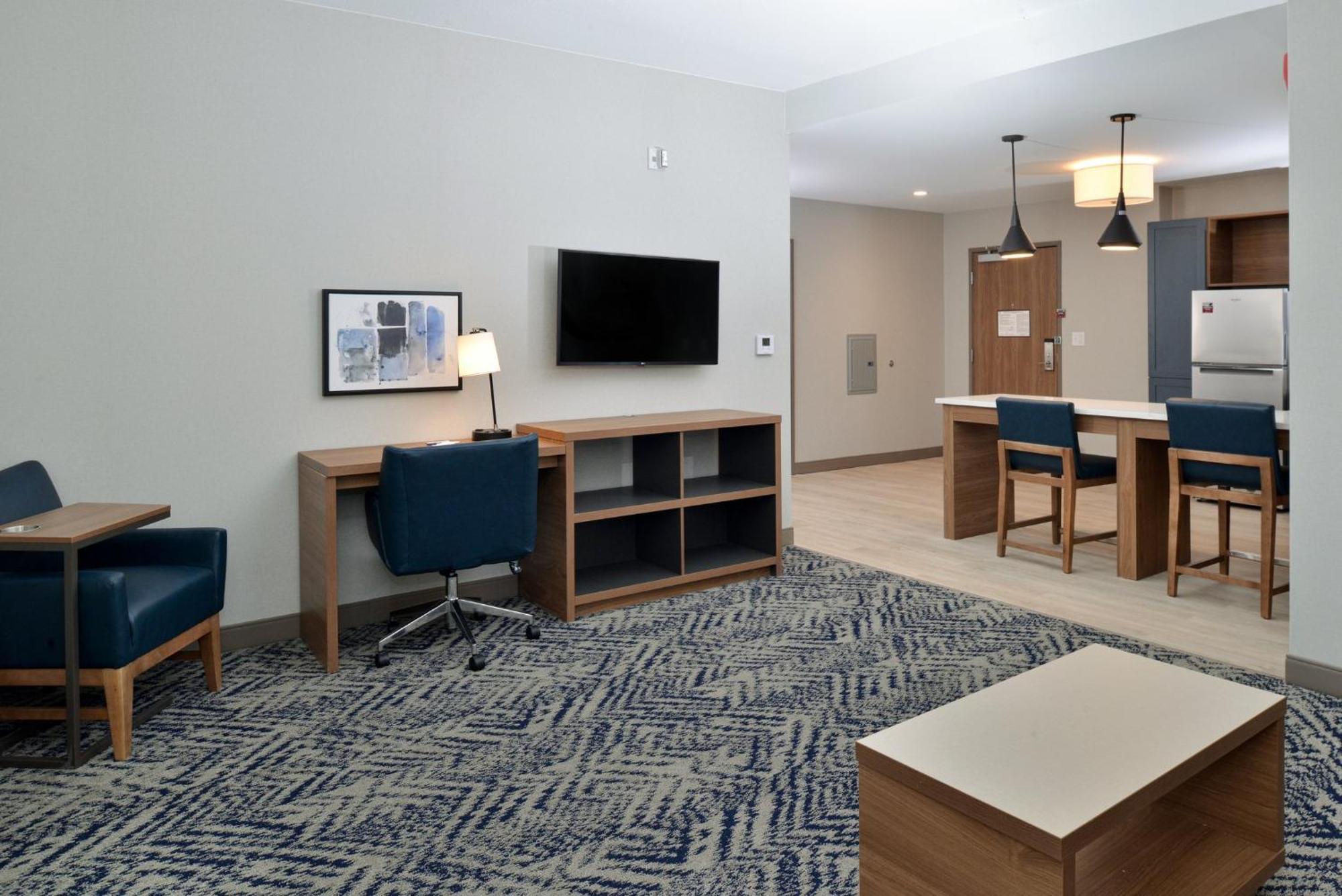 Candlewood - Southwest By Ihg 3*